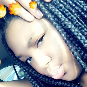 Meet your Posher, Aamya